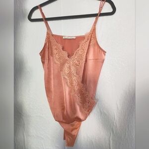 NWOT Abercrombie & Fitch Lace Bodysuit Size Small.